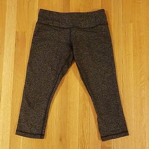 Lululemon capri pants